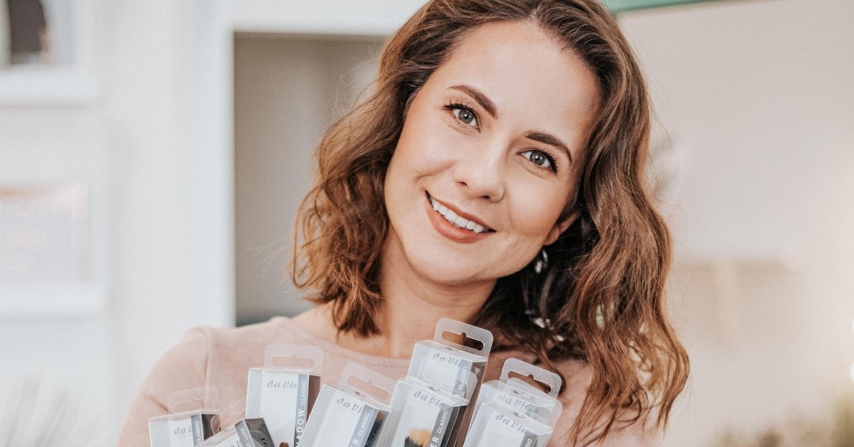 Triukas, kaip paruošti veidą prieš makiažą? - spaklius