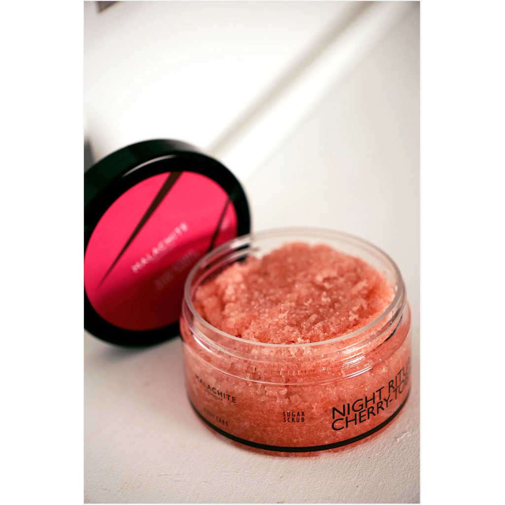 Vyšnių šveitiklis MALACHITE COSMETICS „Night Rituals – Cherry & Tobacco“, 300 ml