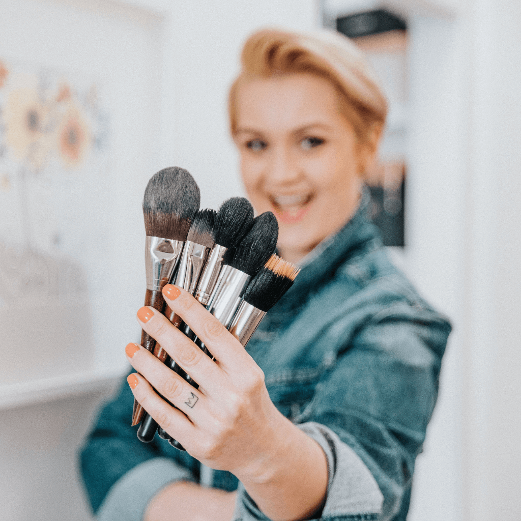 „Classic” makiažo šepetėlis pudrai ir skaistalams 91244