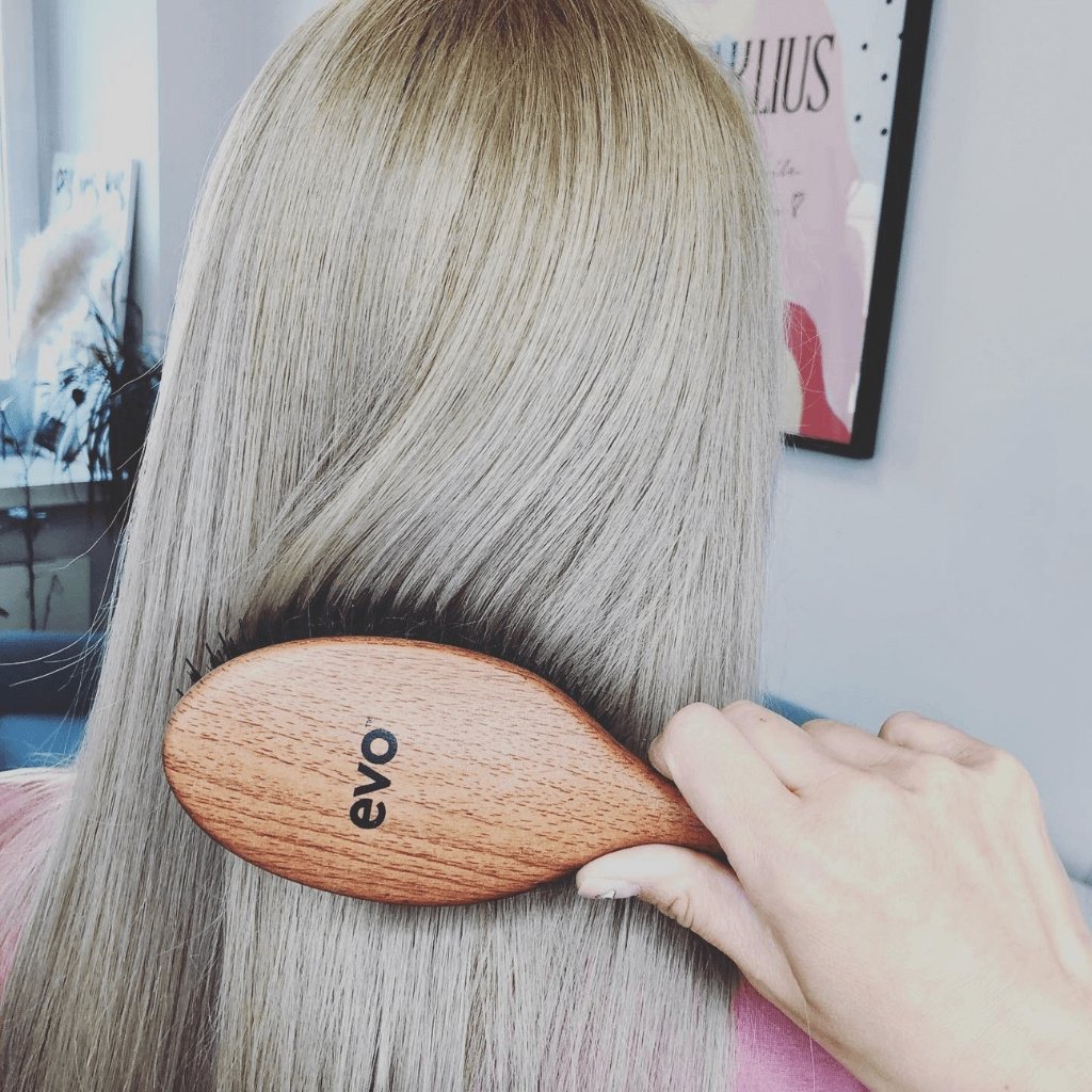 EVO Šepetys plaukų iššukavimui "BRADFORD"Plaukų priežiūros įrankiai